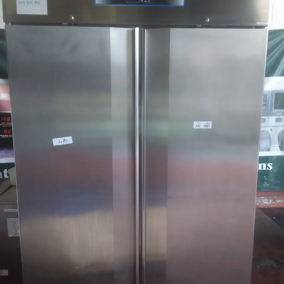 LARGE DOUBLE DISPLAY FRIDGE 