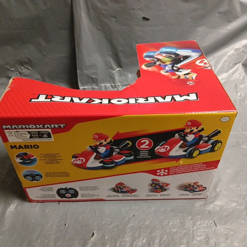MARIO KART MARIO MINI ANTI GRAVITY R/C RACER
