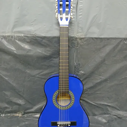 MUSIC ALLEY 30 INCH JUNIOR GUITAR