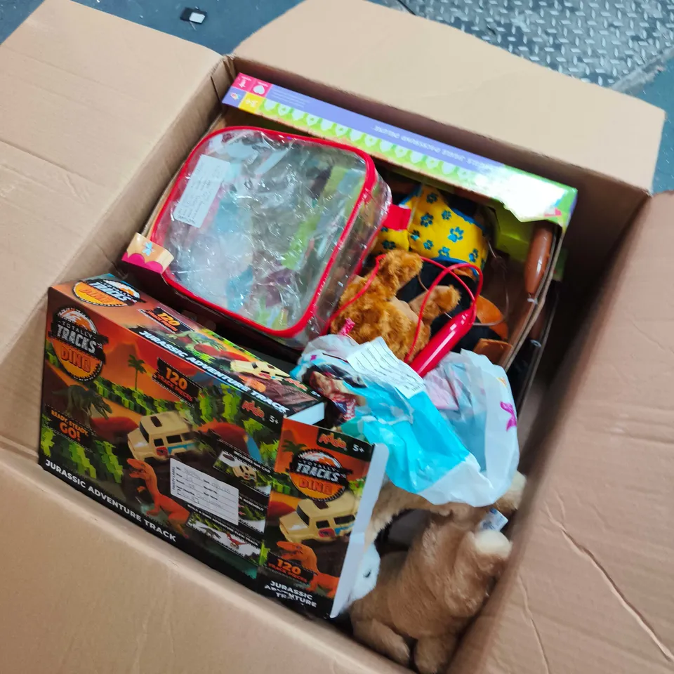 BOX OF APPROXIMATELY 7 ASSORTED TOYS INCLUDING TOTALLY TRACKS DINO AND PITTER PATTER PETS