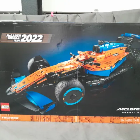 BOXED LEGO TECHNIC MCLAREN FORMULA 1 RACE CAR 2022 (42141)