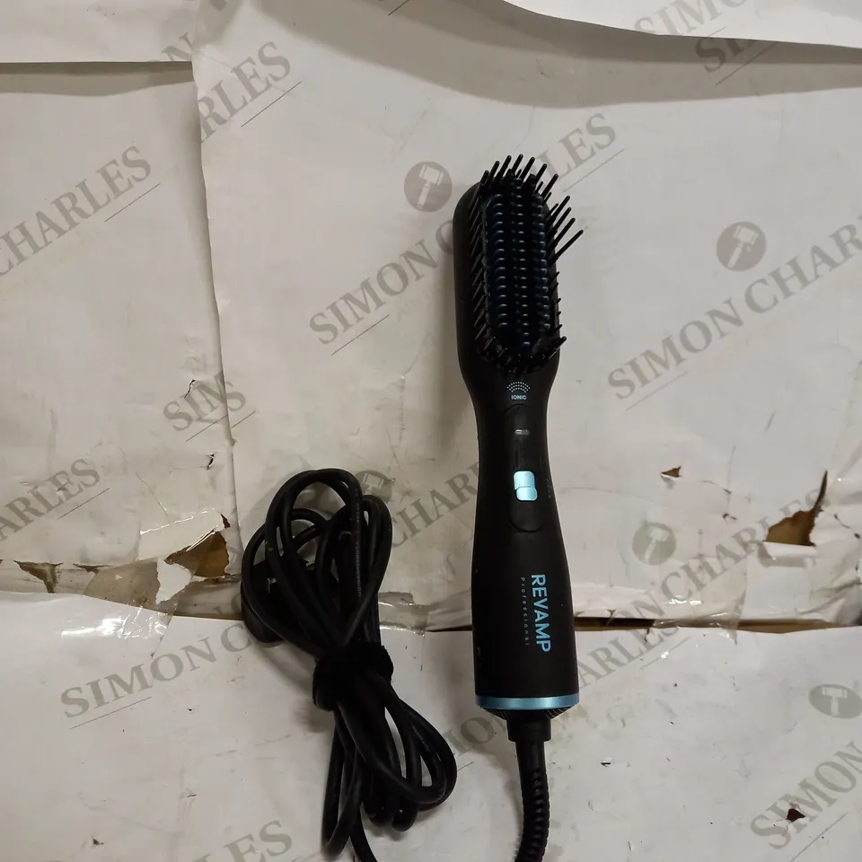 REVAMP PROGLOSS DEEPFORM DRY, STYLE & SHINE HOT STRAIGHTENING AIR BRUSH RRP £100