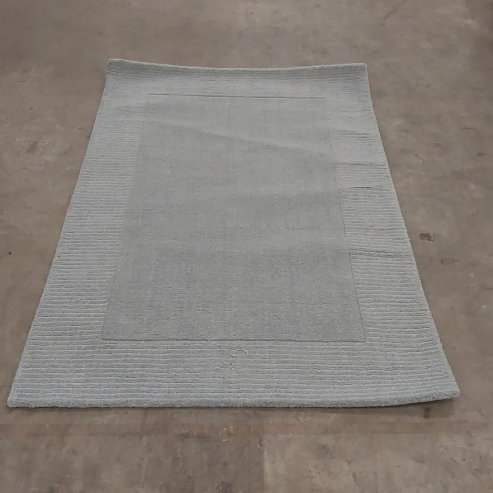 QUALITY DESIGNER AREA RUG - APPROXIMATELY 167 x 119cm