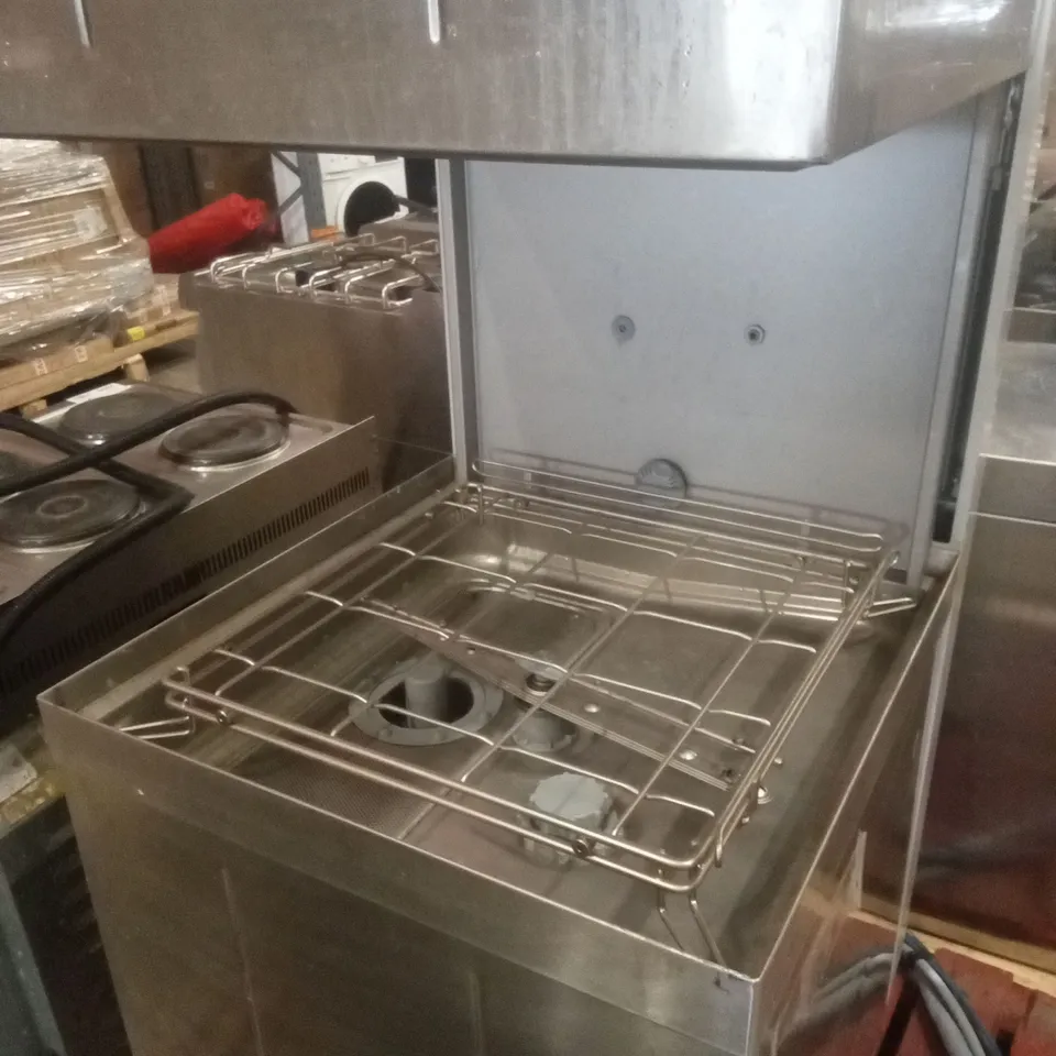 SMEG CC520SD HOOD TYPE DISHWASHER