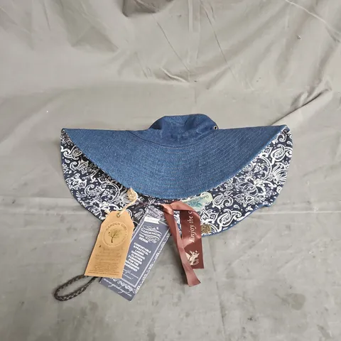 GARDEN GIRL DENIM HAT IN BLUE ONE SIZE