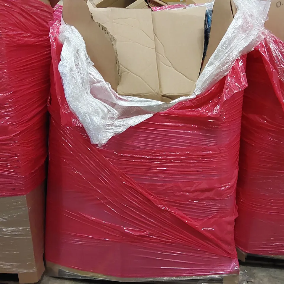 PALLET OF ASSORTED ITEMS INCLUDING: AIR FRYER, PORTABLE WASHING MACHINE, PET BED, MEN'S CLOTHING, FABRIC SHOE RACK