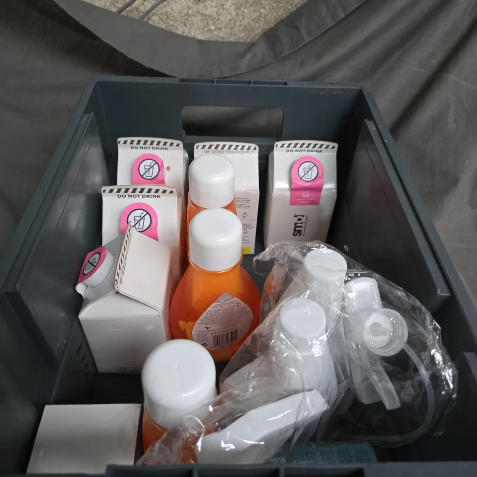 APPROXIMATELY 10 ITEMS INCLUDING PERSIL WONDER WASH AIR WICK CITCRUS AND MOULD CLEANER PLUS VARIOUS HOUSEHOLD ITEMS .