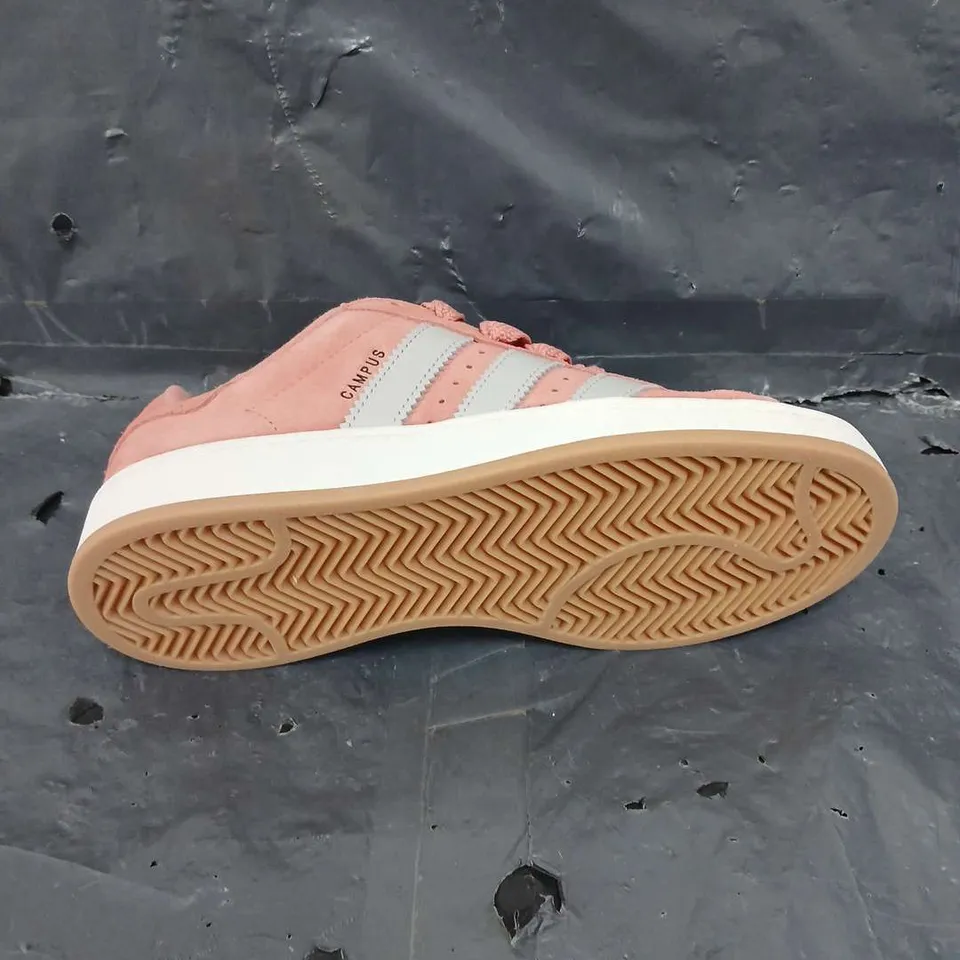 PAIR OF ADIDAS WOMENS CAMPUS 00S TRAINERS - 7