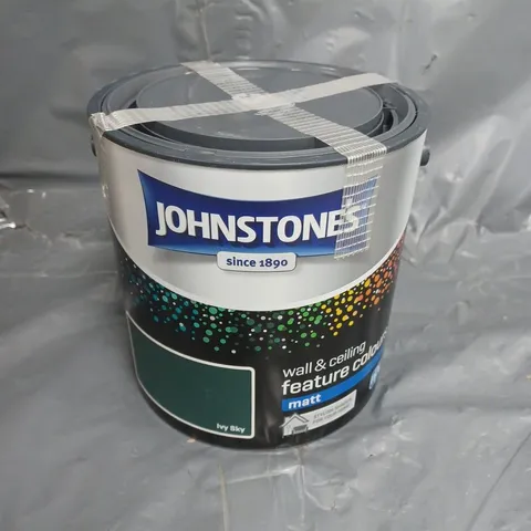 JOHNSTONES WALL & CEILING PAINT MATT IN IVY SKY (2.5L) - COLLECTION ONLY