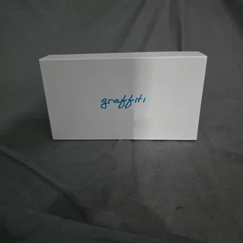 GRAFFITI COLOUR-BLOCK WALLET, RED & BLUE IN BOX