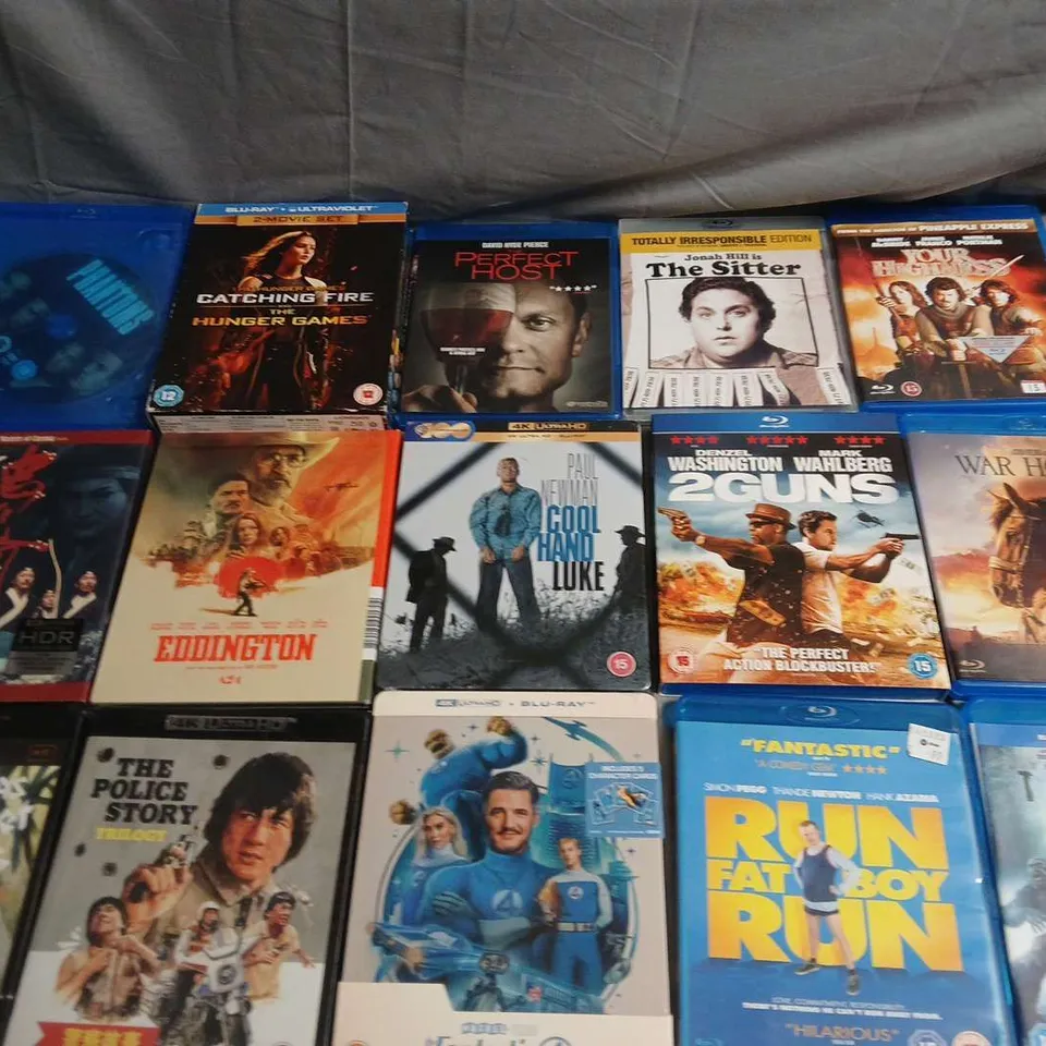 APPROXIMATELY 15 ASSORTED DVDS TO INCLUDE - THE SITTER, RUN FATBOY RUN AND WAR HORSE