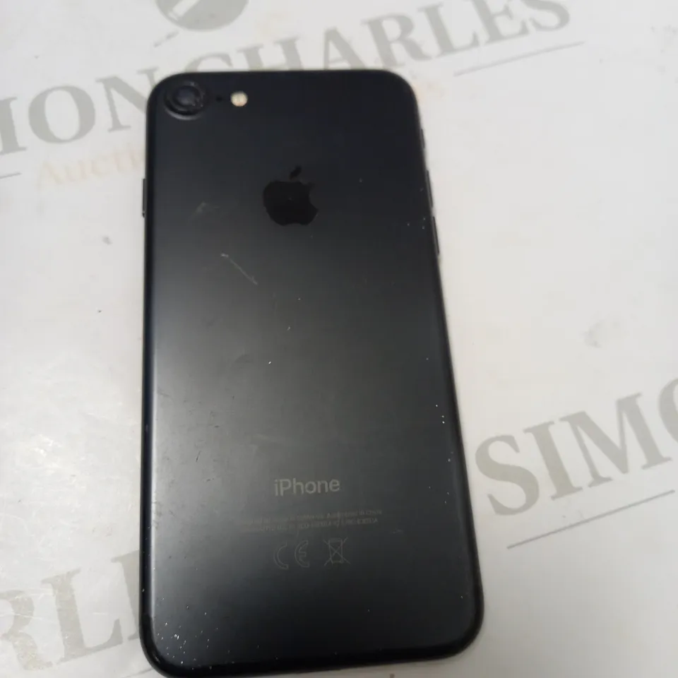 APPLE IPHONE 7 MODEL A1778