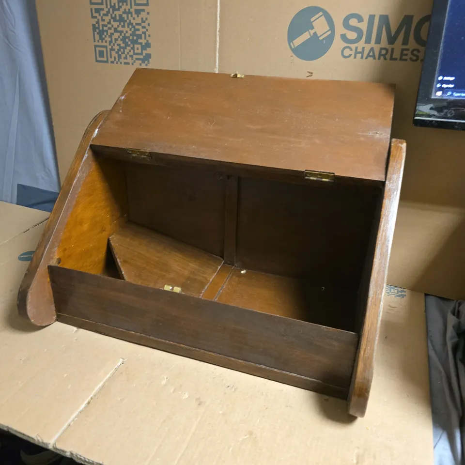 VINTAGE WOODEN STORAGE BOX WITH CARVED KEY MOTIF AND BRASS LATCH