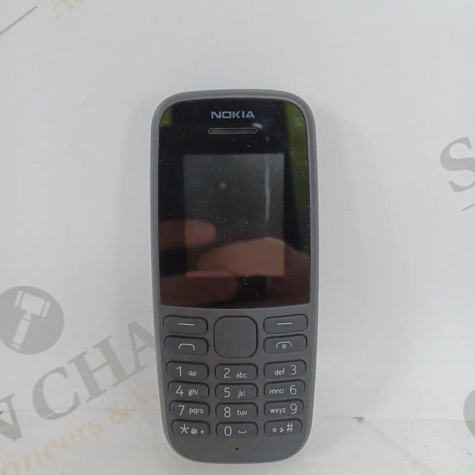 BOXED NOKIA 105 MOBILE PHONE IN BLACK