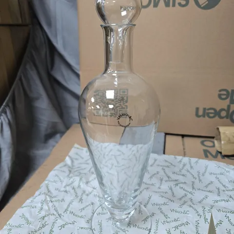VNASON & C BOTTLE DECANTER WITH STOPPER – WORLD COLLECTION