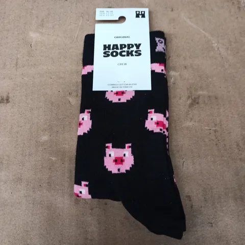 HAPPY SOCKS ORIGINAL CREW SOCKS – BLACK WITH PINK PIG PATTERN, COMBED COTTON BLEND, MADE IN TÜRKIYE, EUR 36–40