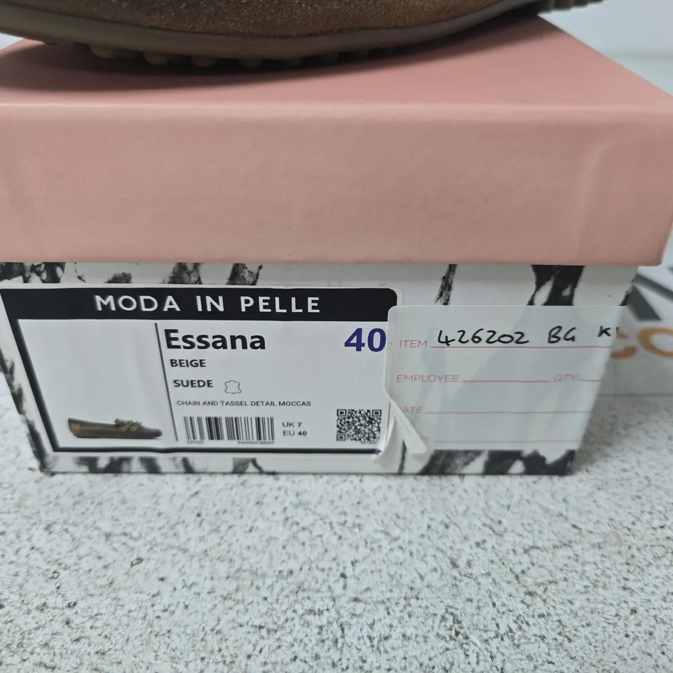 MODA IN PELLE ESSANA BEIGE SUEDE TASSEL LOAFERS – UK 7 (EU 40)