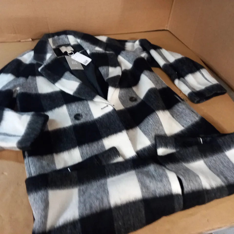H&M WOOL BLEND BLACK/WHITE CHECK - EUR XS