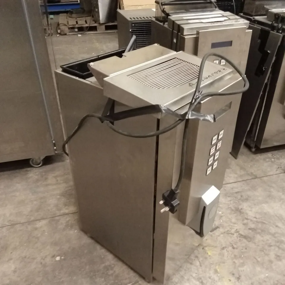 AEQUATOR + COFFEE MACHINE