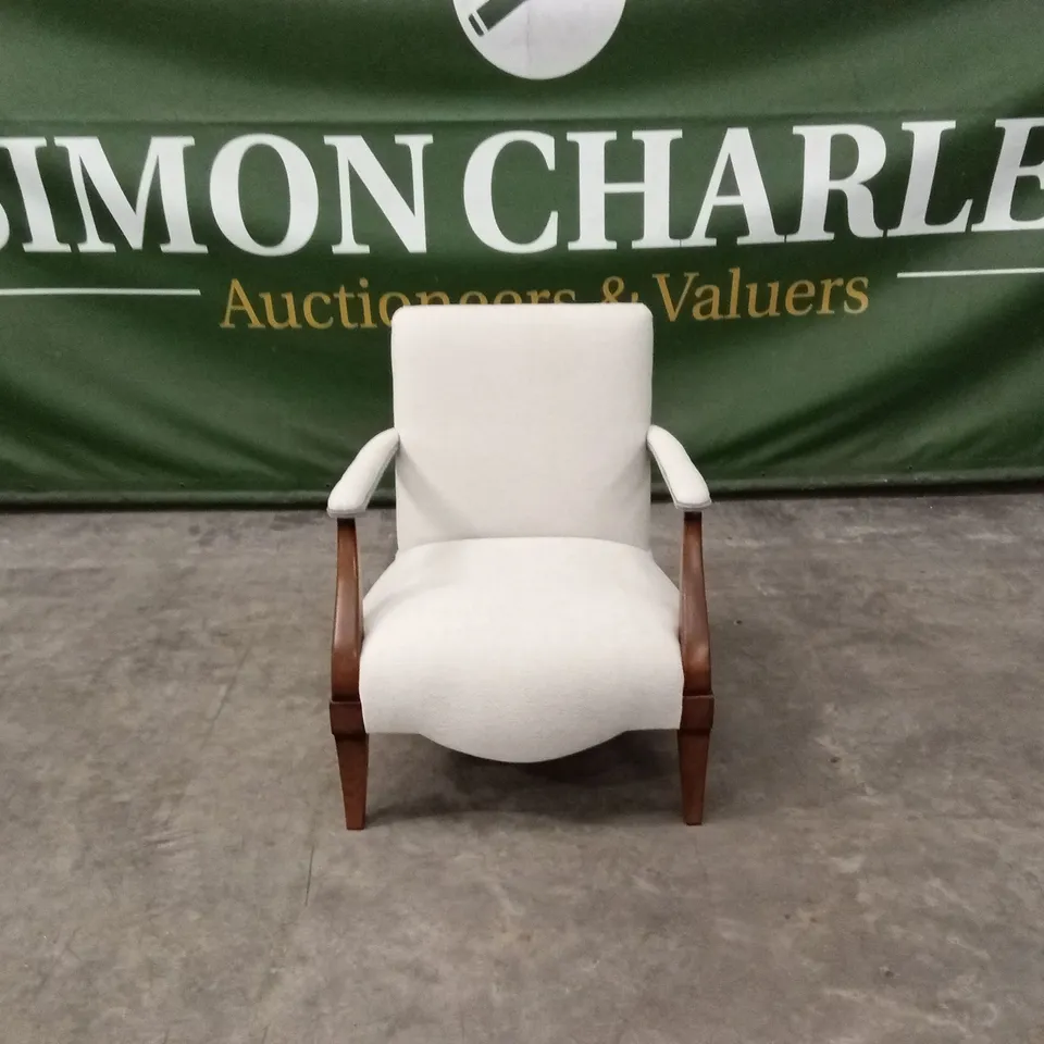 QUALITY HIGH-END DESIGNER FABRIC ACCENT CHAIR