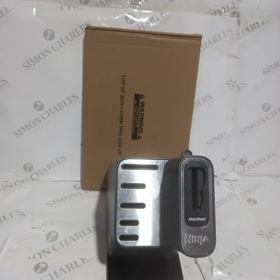 OUTLET BOXED NINA FOODI STAYSHARP KNIFE BLOCK WITH 5PC KNIFE SET