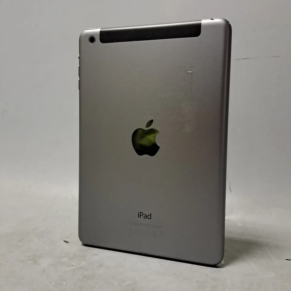 APPLE IPAD A1490