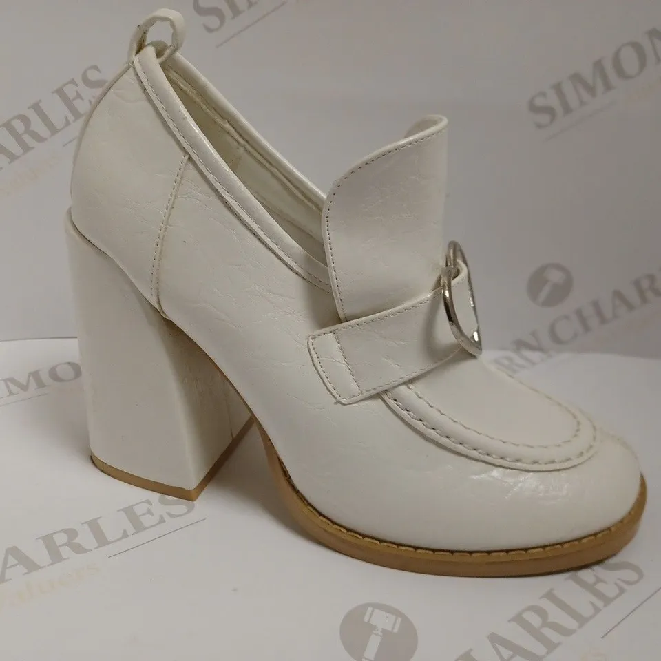 KOI VEGAN DELIGHTS WHITE SUGAR MULES - SIZE 5