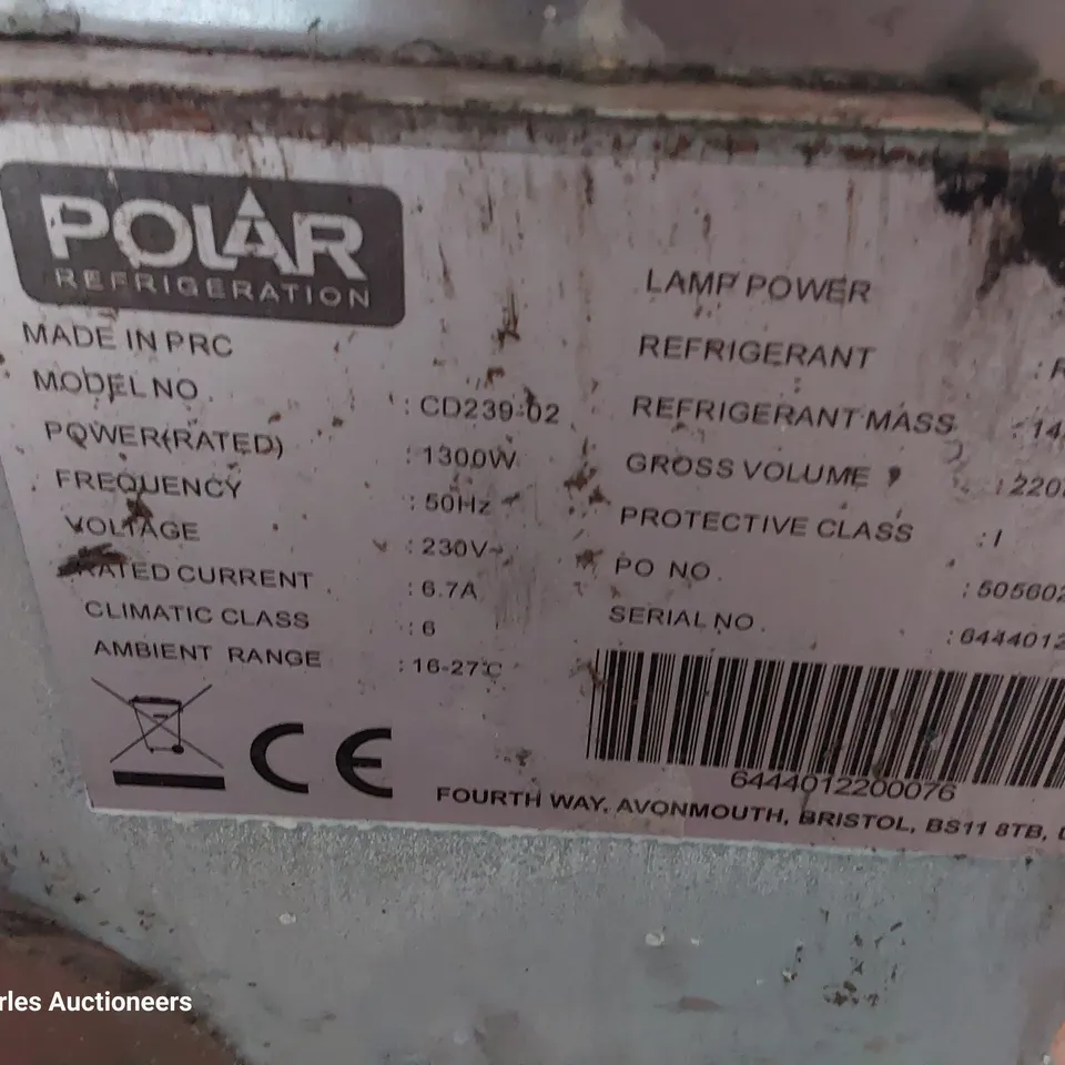 POLAR MERCHANDISING DISPLAY CHILLER Model CD239-02