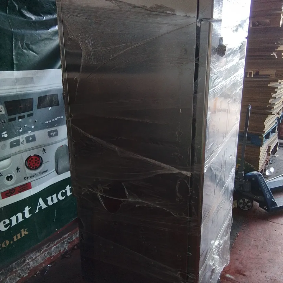 COMMERCIAL ONE DOOR STAINLESS FOOD CHILLING/FREEZER UNIT 