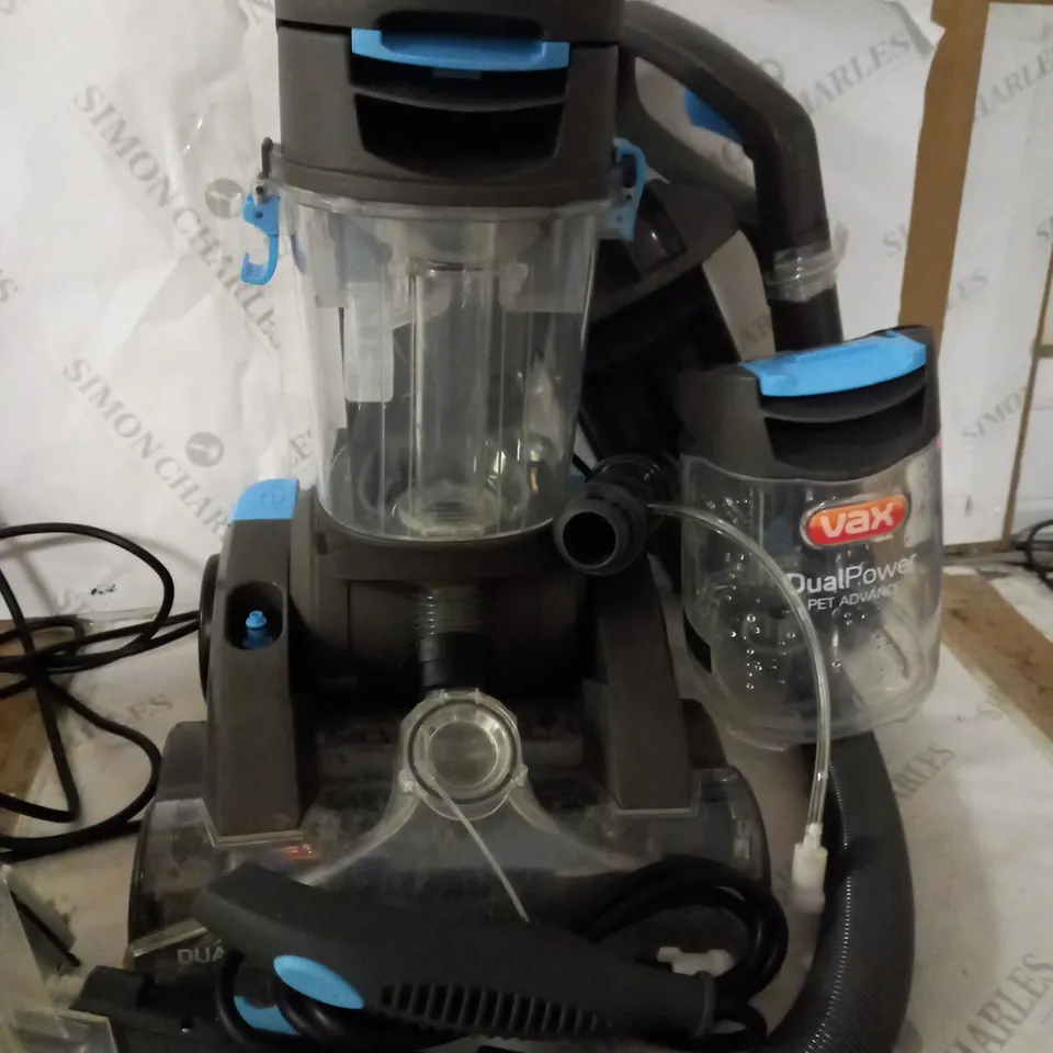 VAX DUAL POWER PET ADVANCE CARPET CLEANER