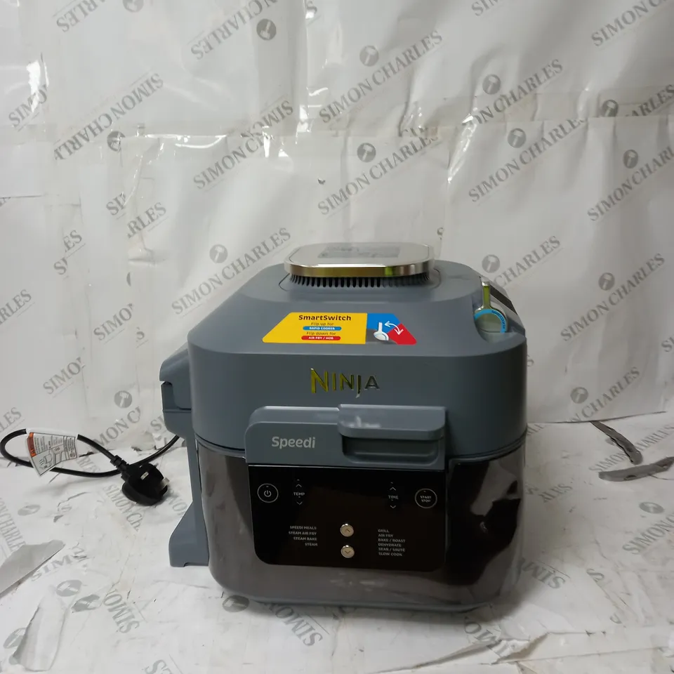 BOXED OUTLET NINJA SPEEDI 10 IN 1 5.7L RAPID-COOKER & AIR FRYER