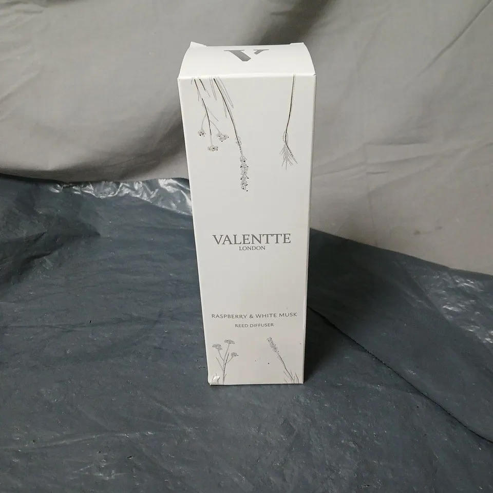 VALENTE LONDON REED DIFFUSER BOXED RASPBERRY AND WHITE MUSK