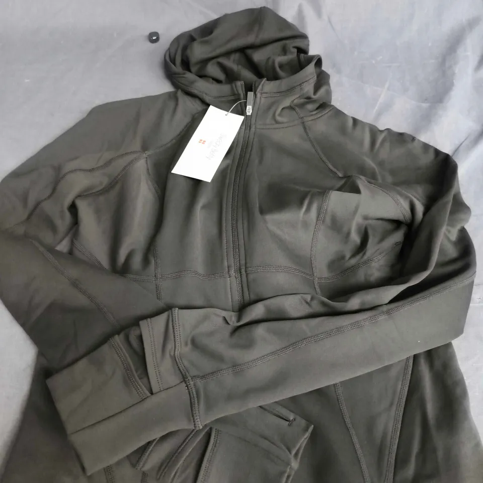 SWEAT BETTY LONDON PRO RUN ZIP UP JACKET – SIZE M, NORI GREEN