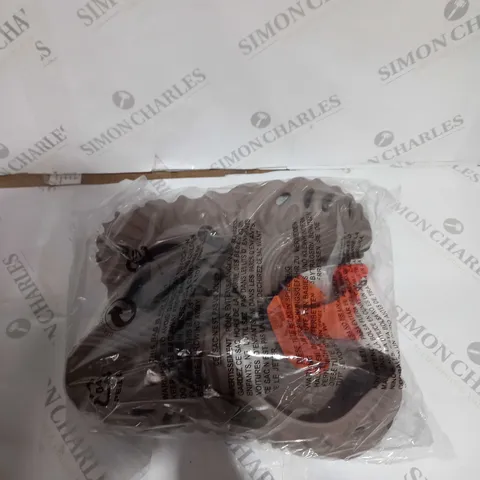 BOXED CROCS POLLEX CLOG BROWN - UNKOWN SIZE