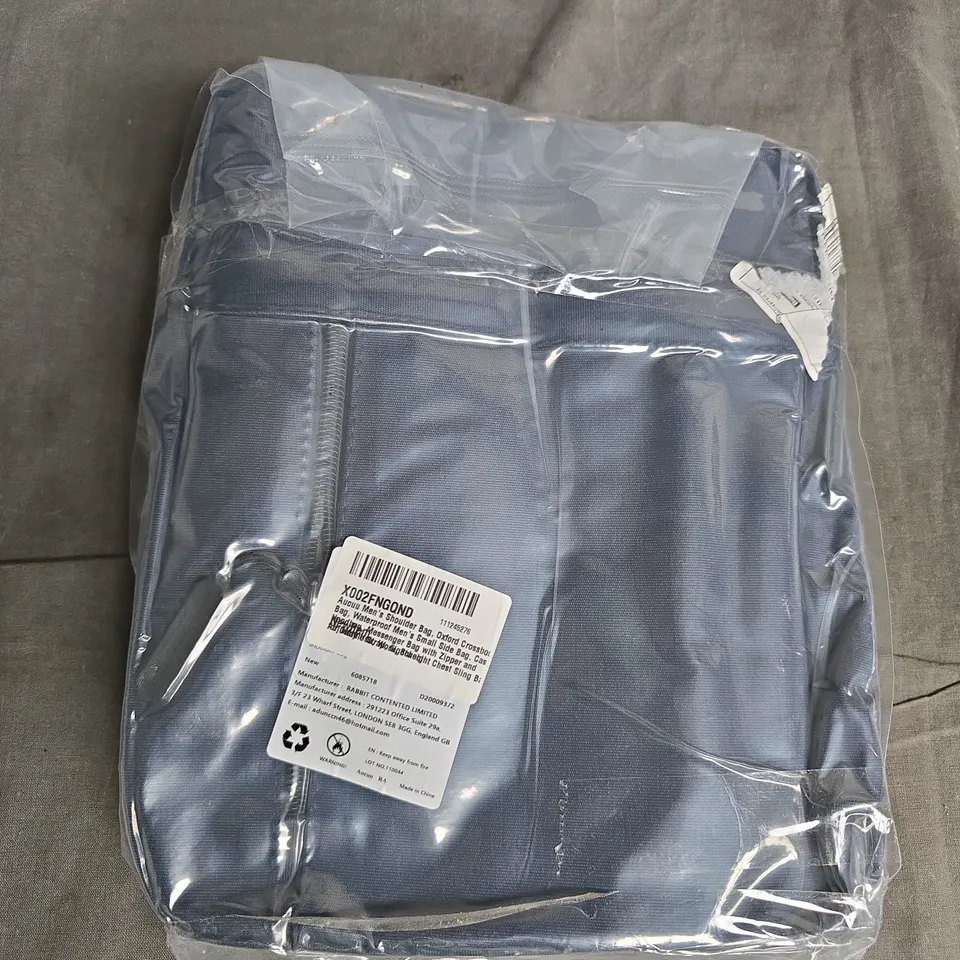 AUCUU SHOULDER BAG – BLUE OXFORD CLOTH