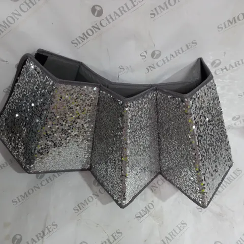 UNBRANDED SEQUIN TREE SKIRT IN SLVER