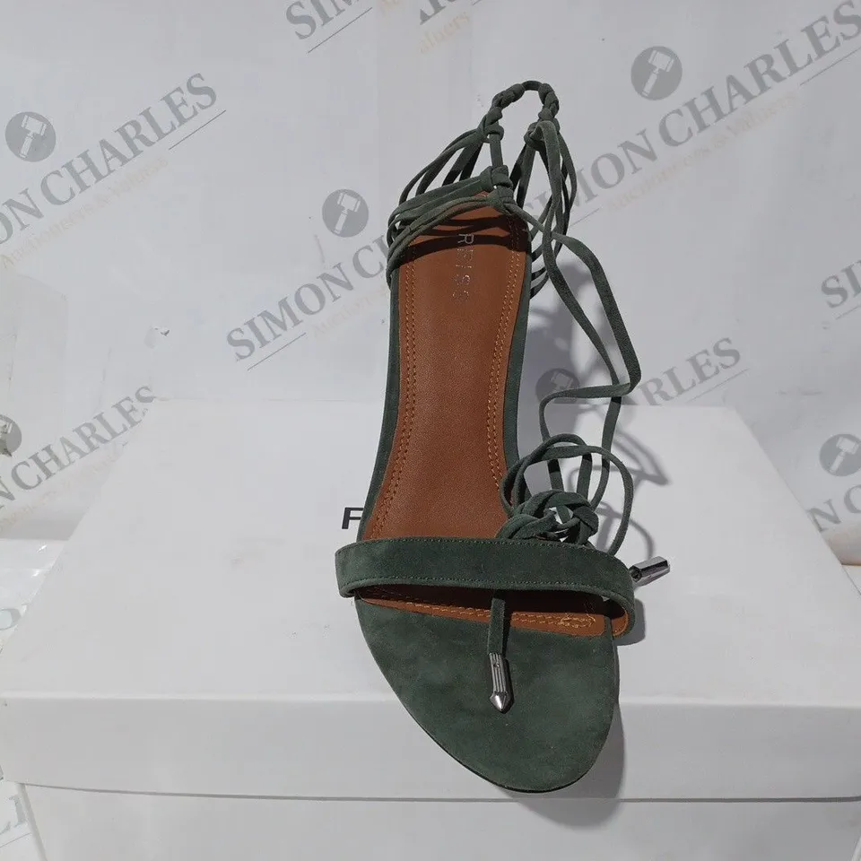 BOXED PAIR OF REISS ZHANE STRAPPY SUEDE HEELS IN GREEN SIZE 6