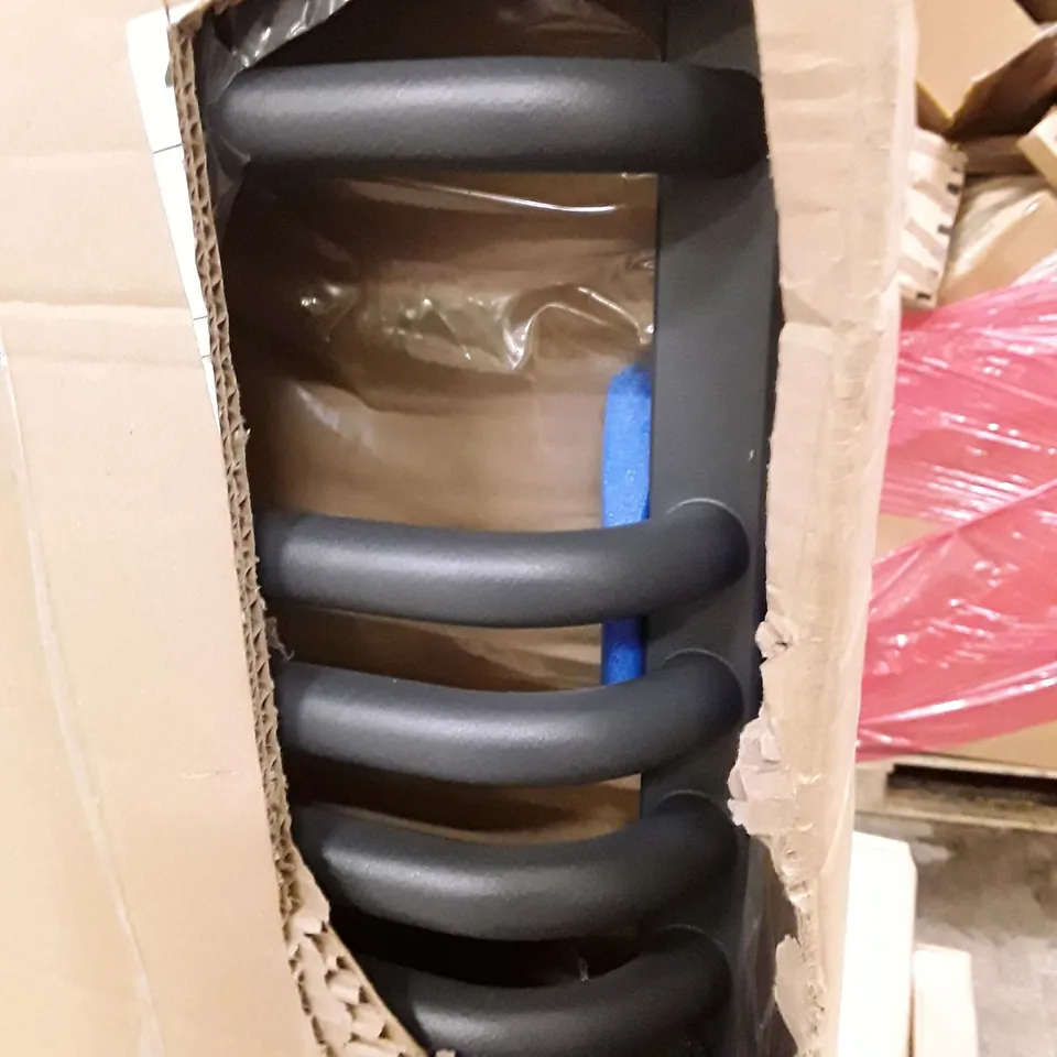 BOXED TERMA FIONA ONE VERTICAL RADIATOR 800W 