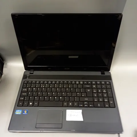 ACER 5749 SERIES LAPTOP