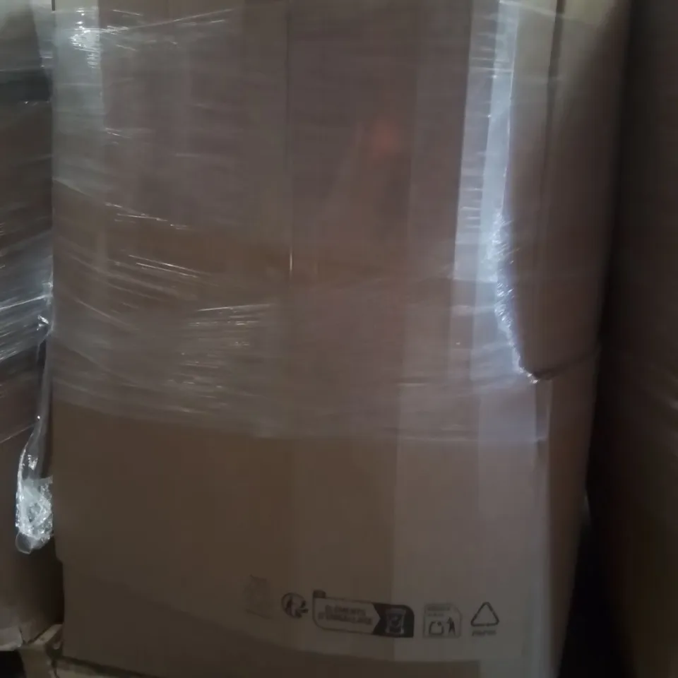 PALLET CONTAINING A LARGE QUANTITY OF HOSES