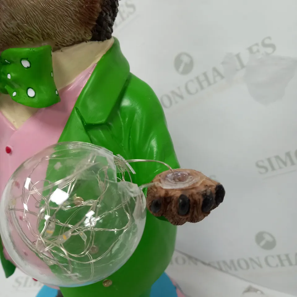 BOXED ENCHANTED GARDEN BY GARDEN REFLECTIONS LED HANDSOME HEDGEHOG