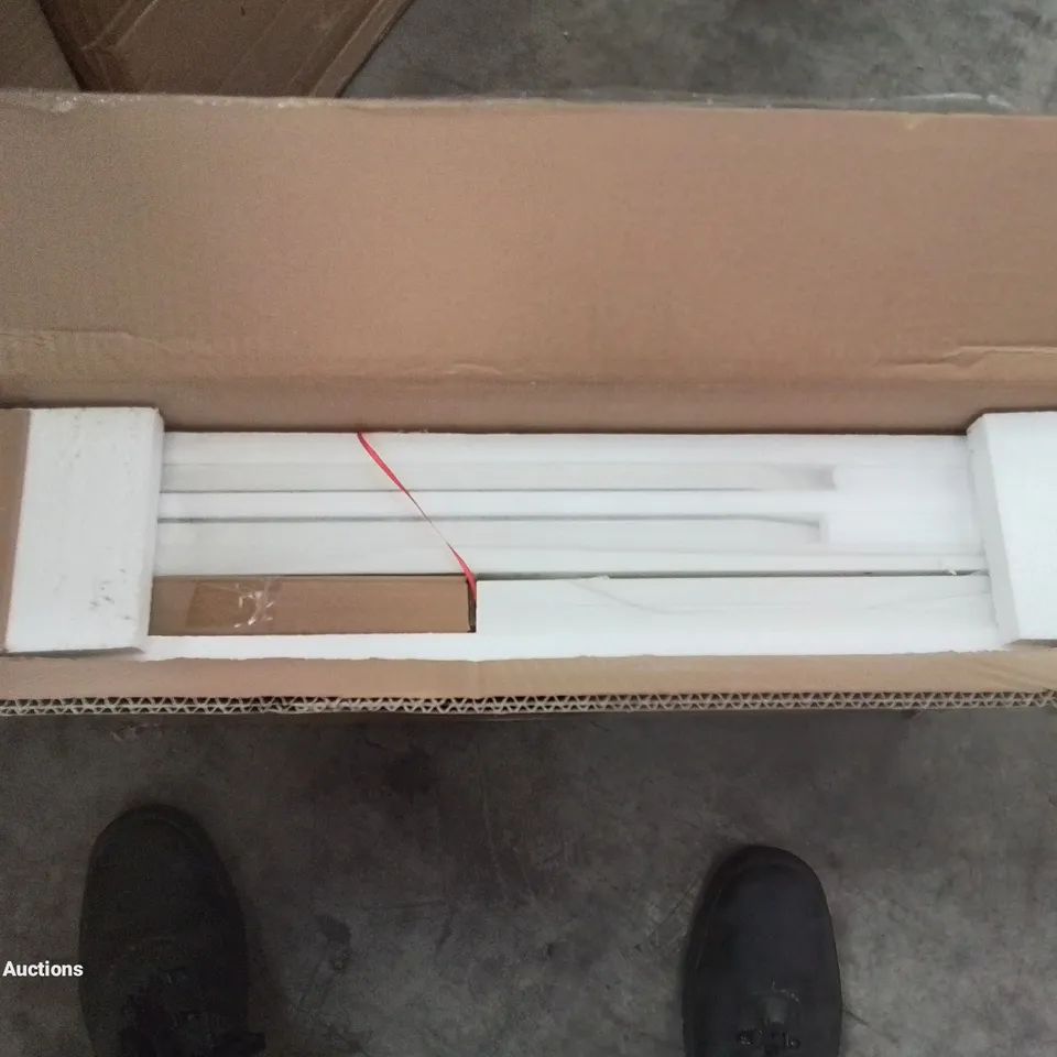 BOXED ARCHED DOOR BATHROOM CABINET IN WHITE