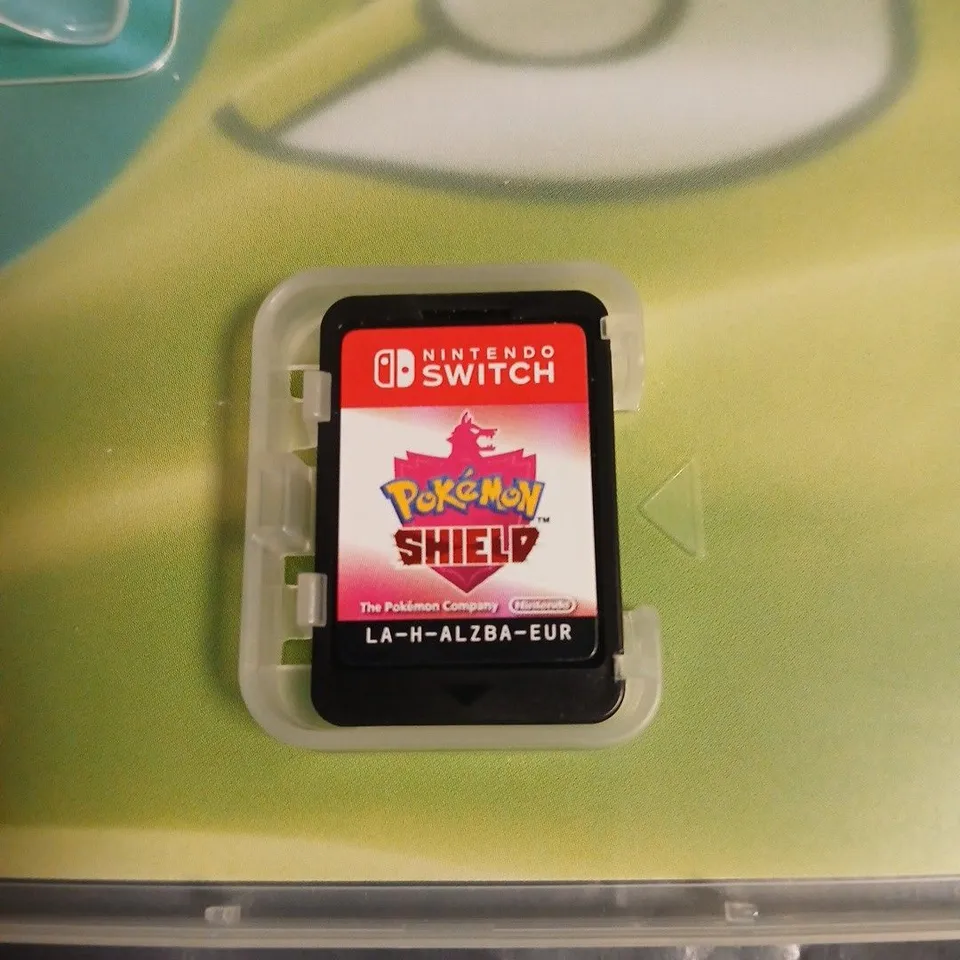 POKEMON SHIELD FOR NINTENDO SWITCH