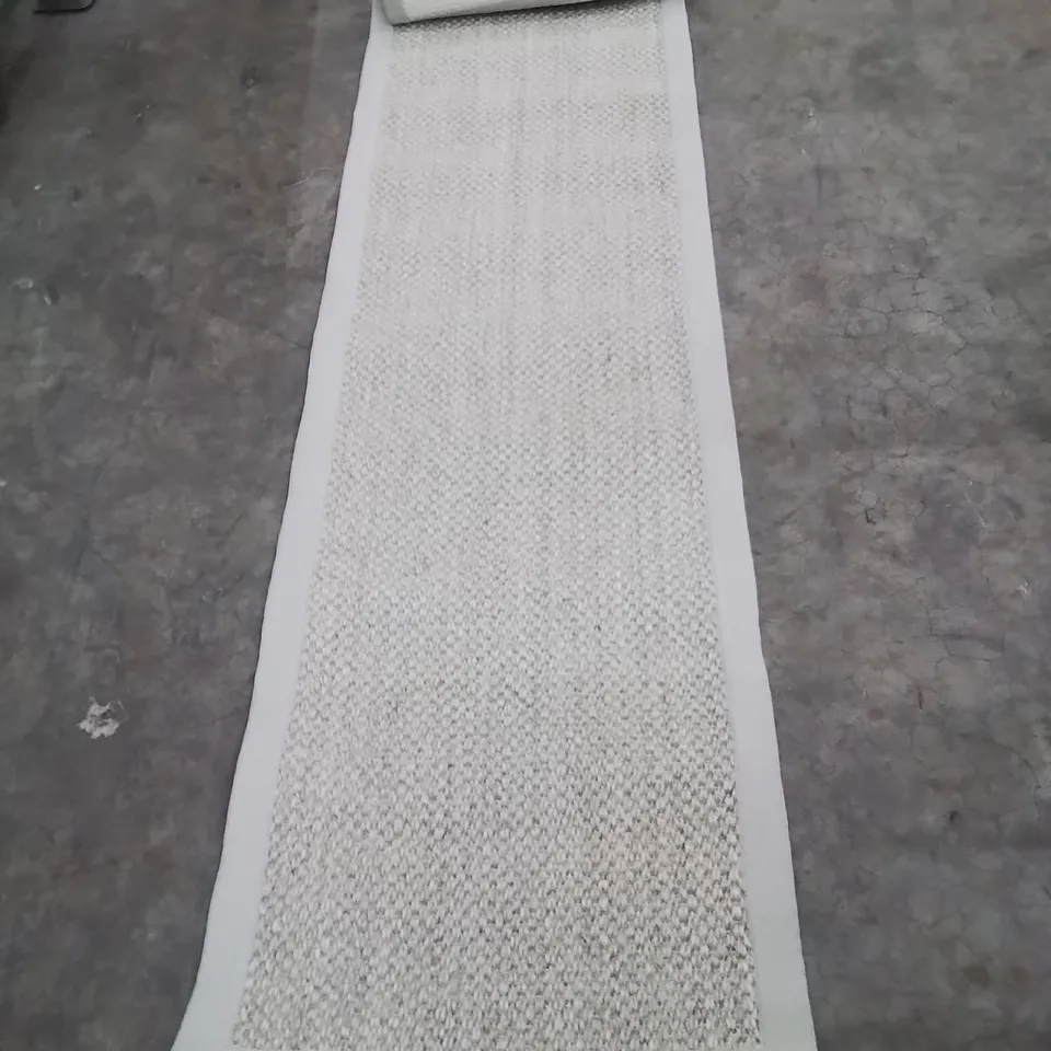 QUALITY DESIGNER AREA RUG - APPROXIMATELY 230X60CM