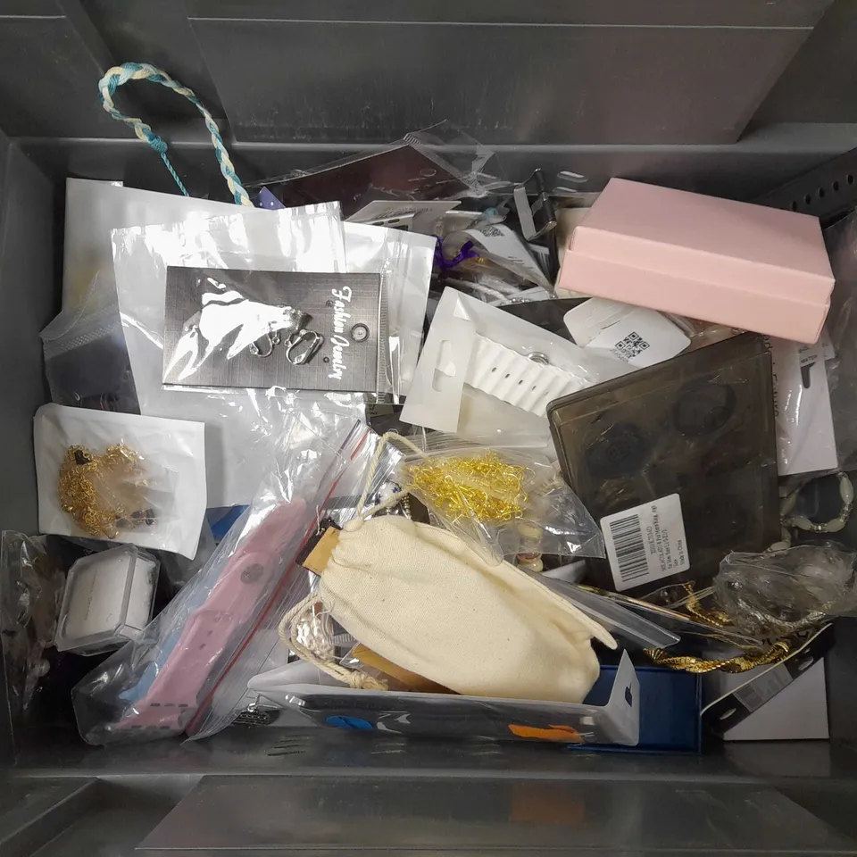 LOT OF APPROX 20 ASSORTED ITEMS-WATCH STRAPS -EARINGS