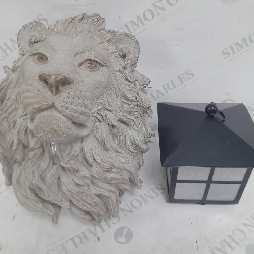 MY GARDEN STORIES LION WALL PLANTER WITH LANTERN