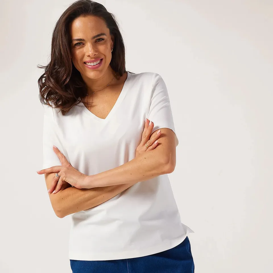 RUTH LANGSFORD V-NECK SMART JERSEY TOP WHITE SIZE SMALL