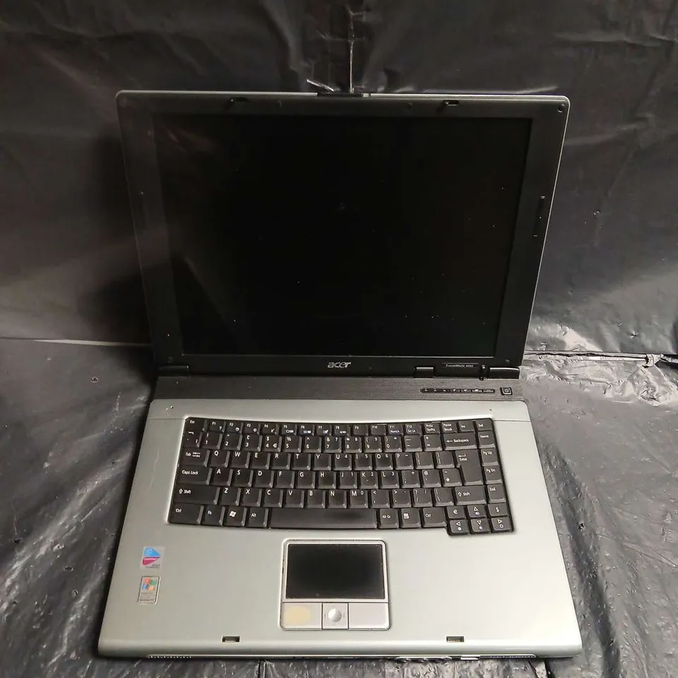 ACER LAPTOP – MODEL UNSPECIFIED