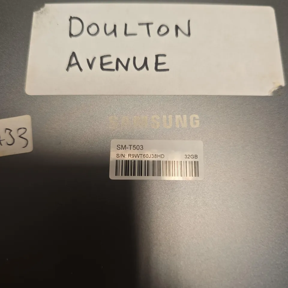 SAMSUNG GALAXY TABLET SM-T503 32GB
