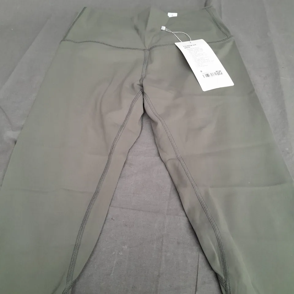 LULULEMON KHAKI LEGGINGS - SIZE 8